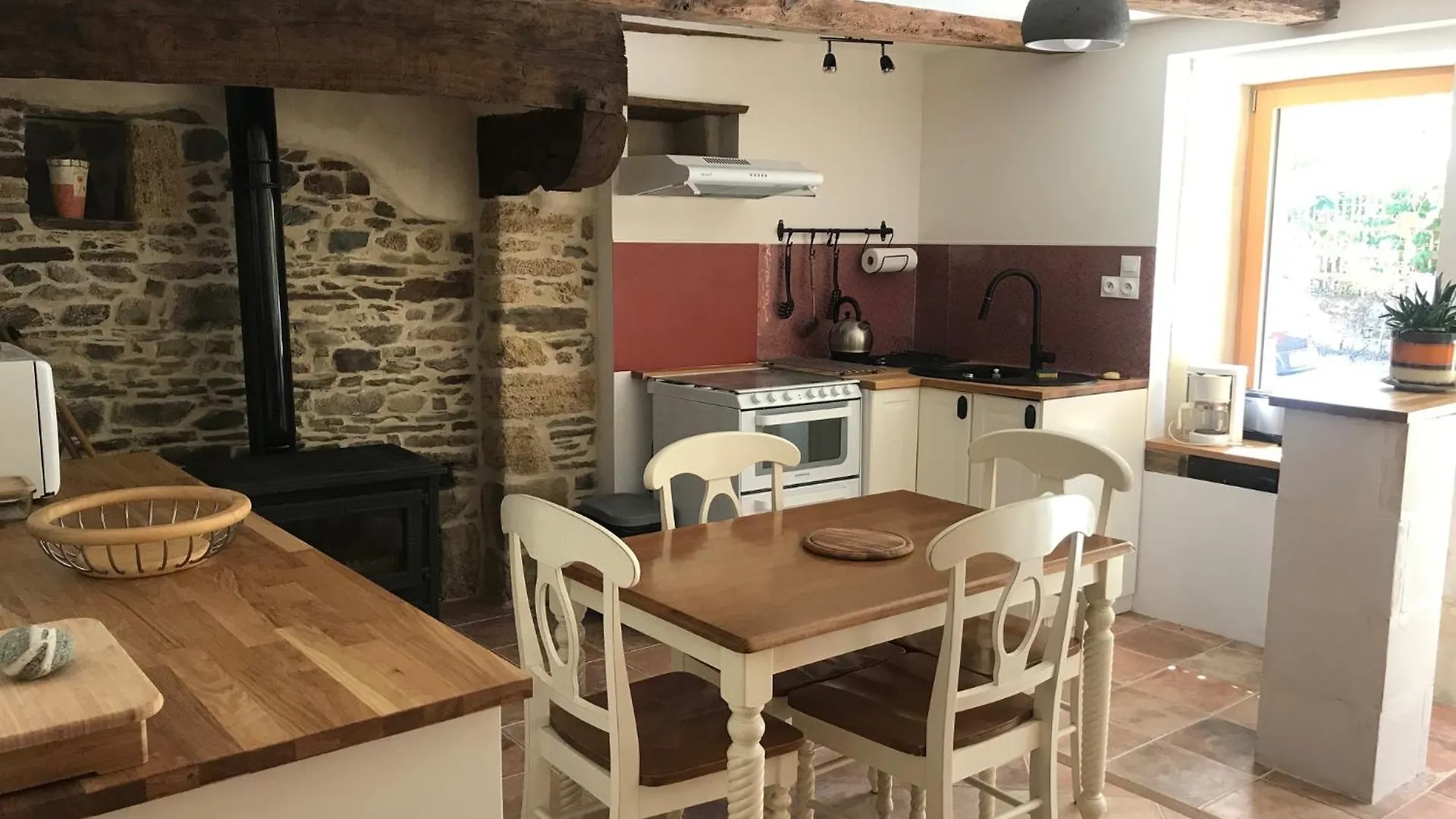 Holiday home Gite Les Champs Evran