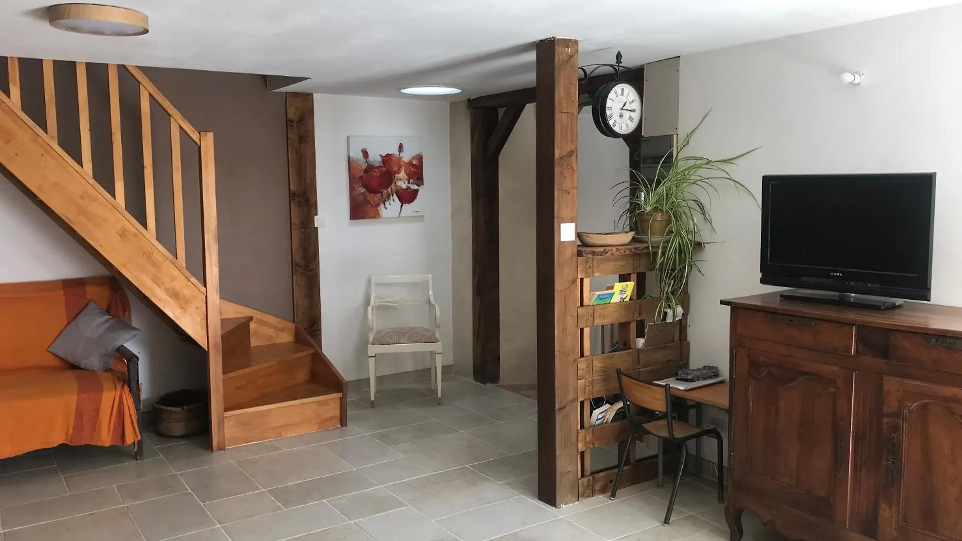 Holiday home Gite Les Champs Evran